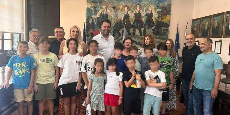 Το 2ο Πειραματικό Δημοτικό Σχολείο συνεργάζεται με το Δήμο Ρόδου για την υλοποίηση έργου φωτισμού με Βιοφωταύγεια