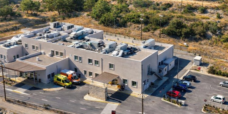 Σύντομα ξεκινά η υλοποίηση της Μονάδας Τεχνητού Νεφρού στο Νοσοκομείο Καρπάθου – Ένα ακόμη σημαντικό έργο στο Πρόγραμμα «Νότιο Αιγαίο» με φορέα υλοποίησης την «ΚΟΛΟΣΣΟΣ 2047 Α.Ε.»