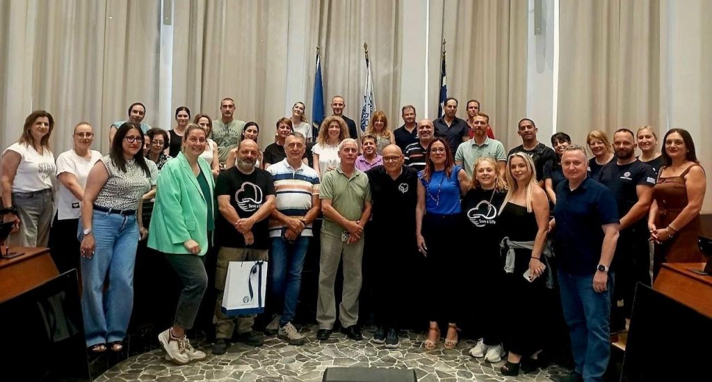 Ο Δήμος Ρόδου διοργάνωσε με επιτυχία δωρεάν σεμινάριο Πρώτων  Βοηθειών στο Δημαρχείο