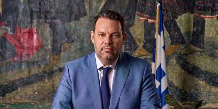 Δήμαρχος Ρόδου Αλέξανδρος Κολιάδης: «Ομολογία αποτυχίας και αντισυνταγματικό οξύμωρο η νέα διάταξη για την ΕΤΑΔ»